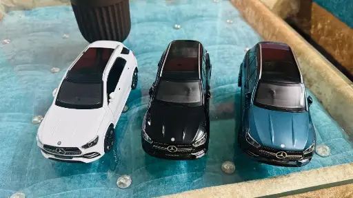 Mercedes Benz